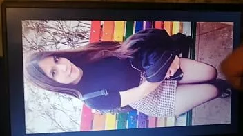 play Cum omaggio alla ragazza di Instagram @cotadais e a sua sorella. incredibile culo grosso, gambe e corpi perfetti