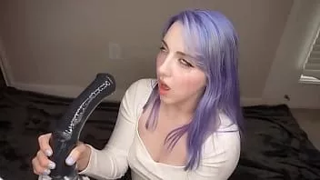 play Missprincesskay facefuck et gode deepthroat de 35 pouces