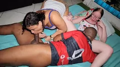 play Lorrany Exotica ed Eliane Furacao in un'orgia interrazziale volgare