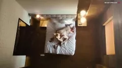 Odtwórz Blond żona Emily Candys dominuje Justina Sweetsuna w perwersyjnej sesji ustalania odbytu