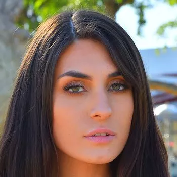 Pornoster Dana Wolf