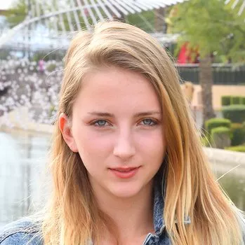 Pornoster Macy Meadows