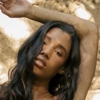 अभिनेता Brookliyn Wren