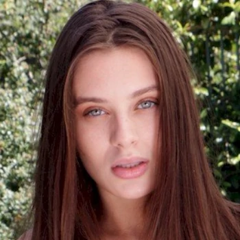Pornstar Lana Rhoades