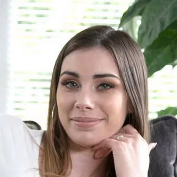 قناة Lexxi Steele